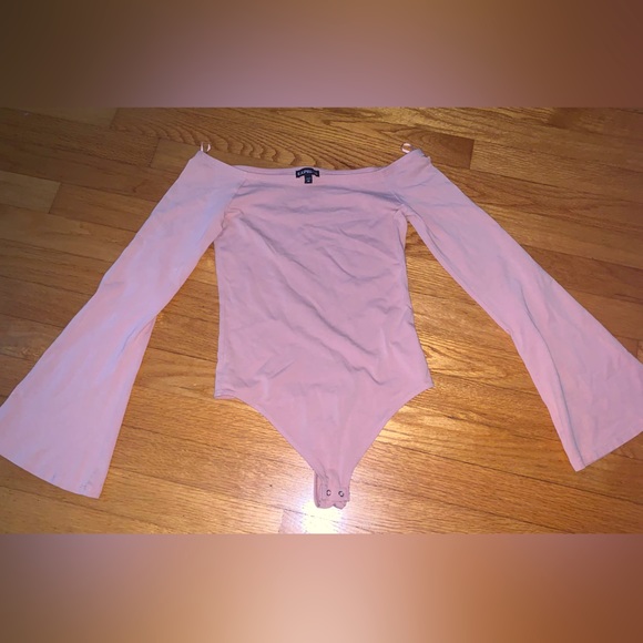 Mauve off the shoulder bodysuit - Picture 2 of 2